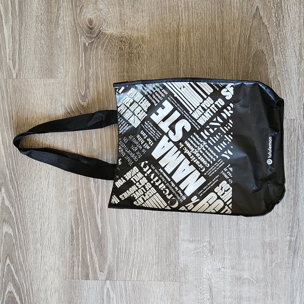 Lululemon Black and White Reusable Bag
